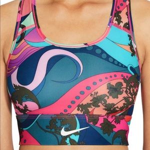 Nike Dri-fit bra & short set